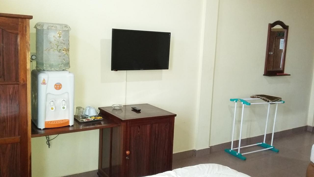 Hotel Ar - Riyadh Kualatungkal Екстер'єр фото